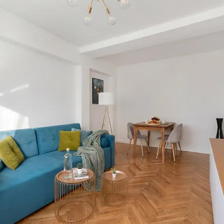 Golden - One-bedroom Near Polin Museum, Anielewicza Apartman Varsó